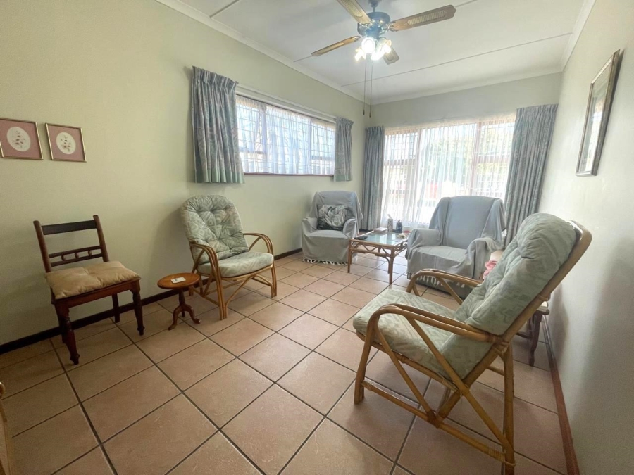 3 Bedroom Property for Sale in Bayview Western Cape